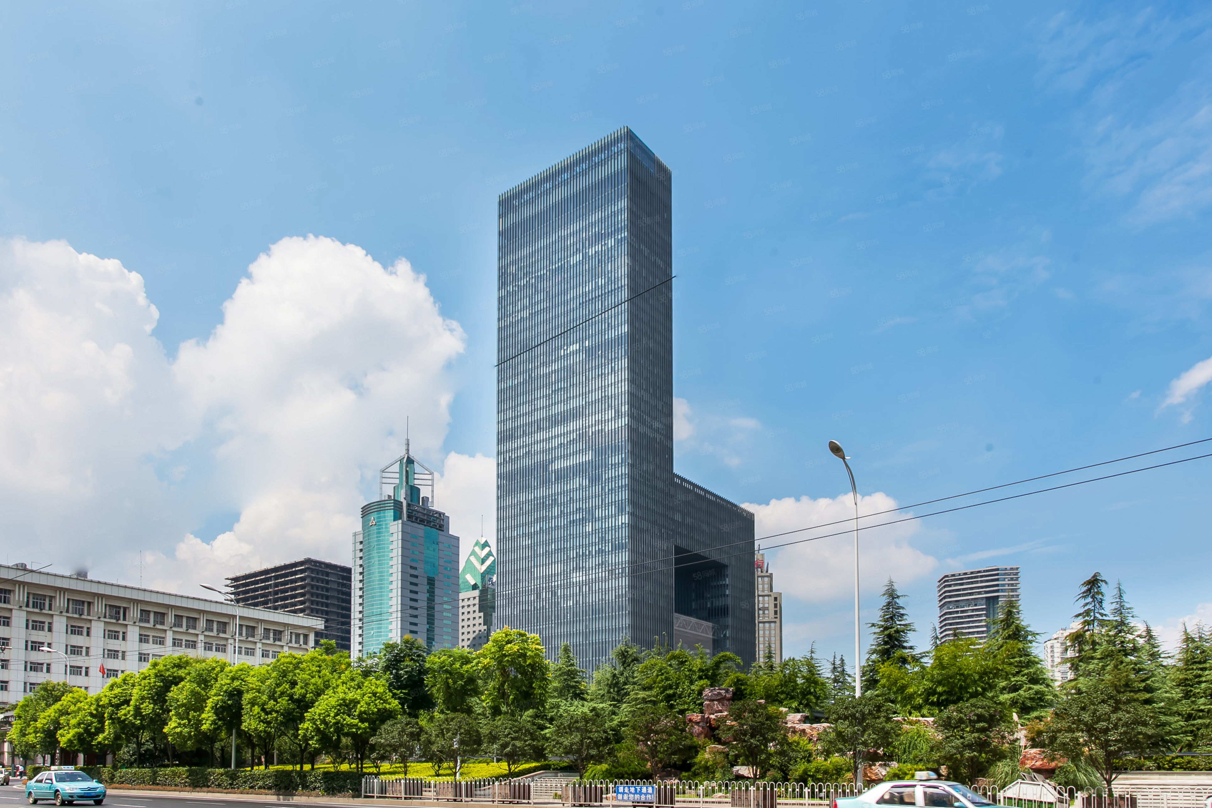 武汉保利广场写字楼出租/出售信息,武汉保利广场租金价格,图片,交通