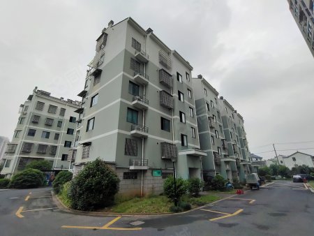 2014绿化率:30%建筑类别:高层绍兴柯桥齐绍公路恒丰金玉园一室两室