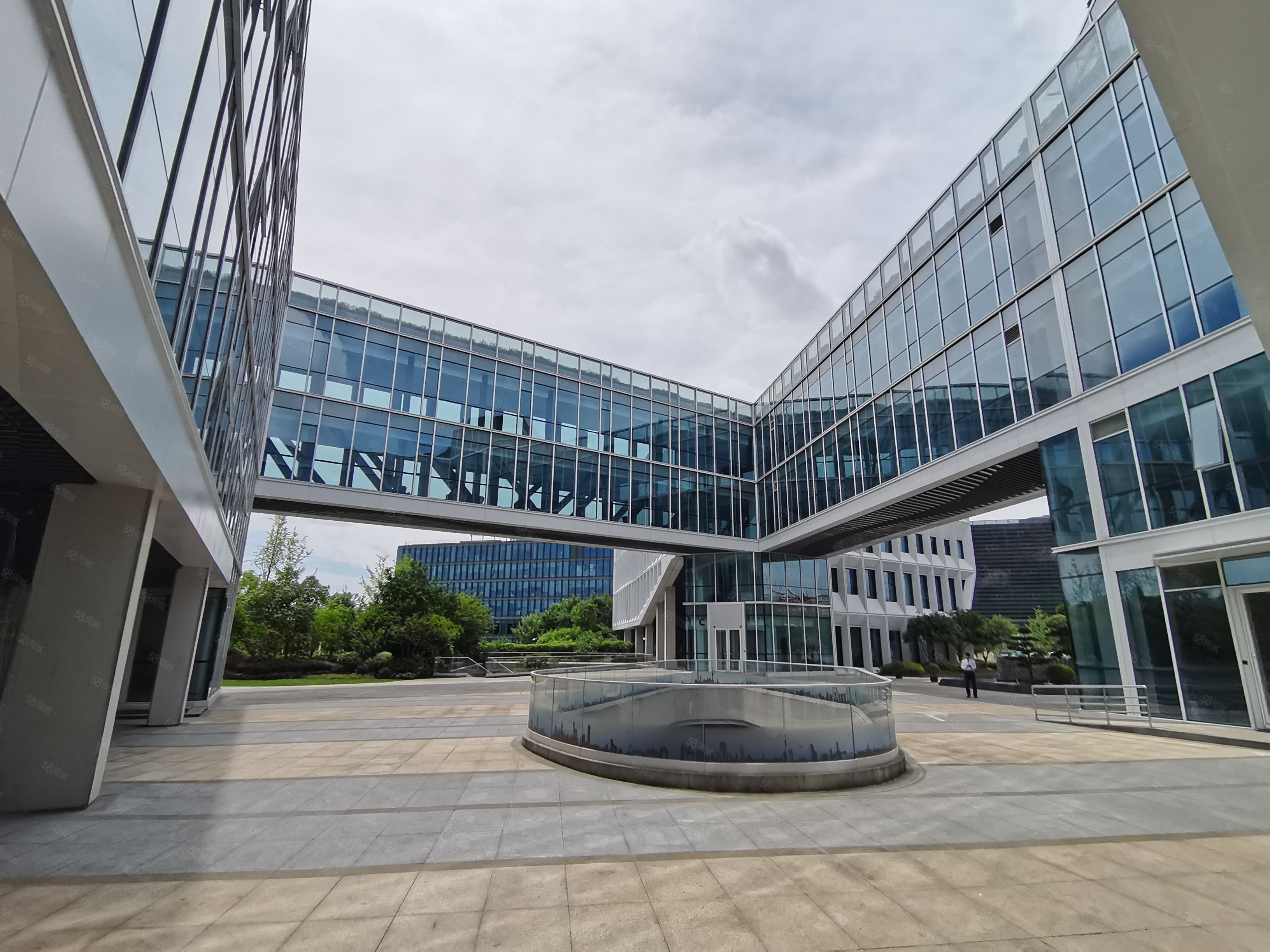 上海宝业中心写字楼出租