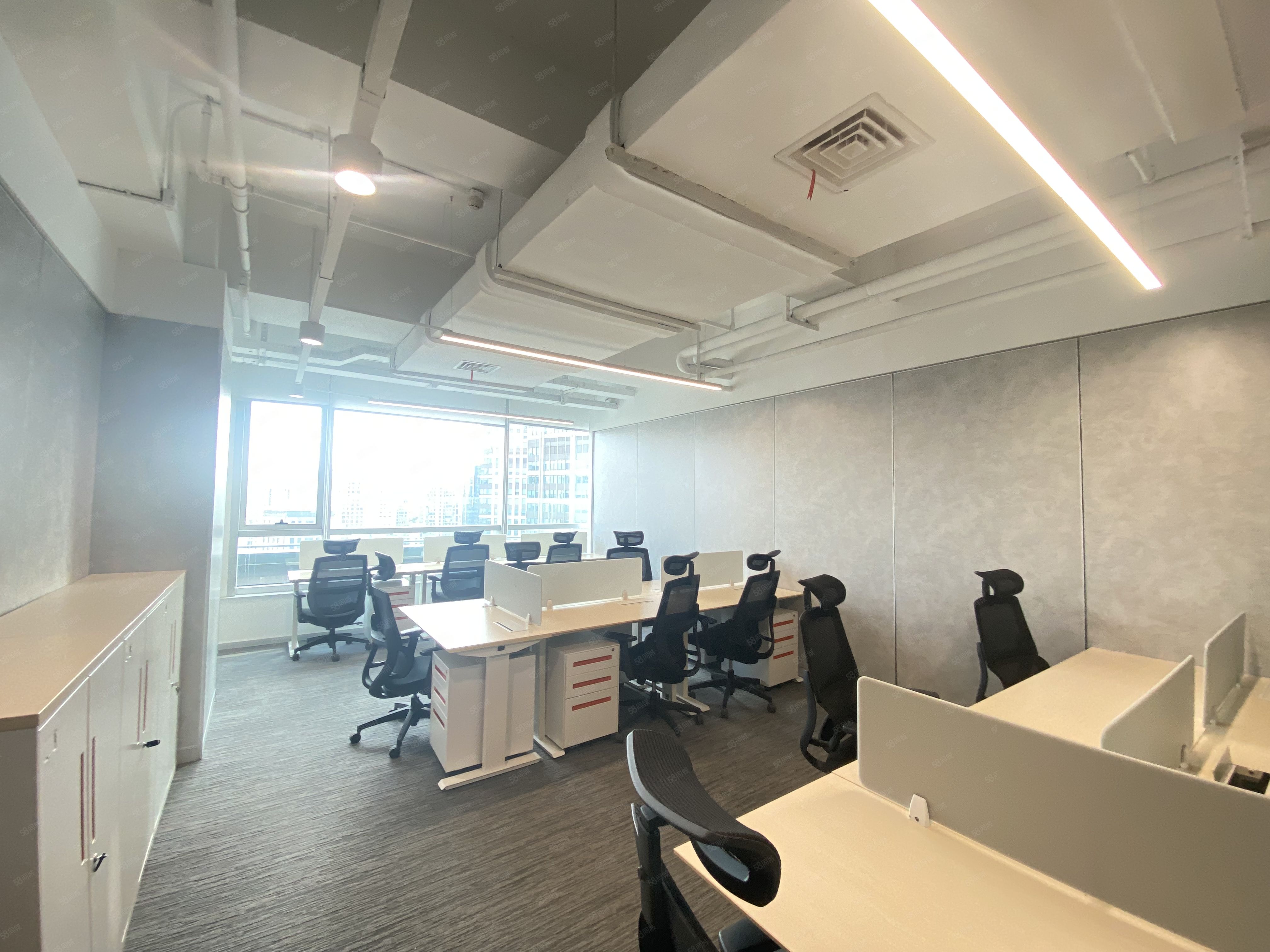 雷格斯恒隆广场办公独立办公室5人间