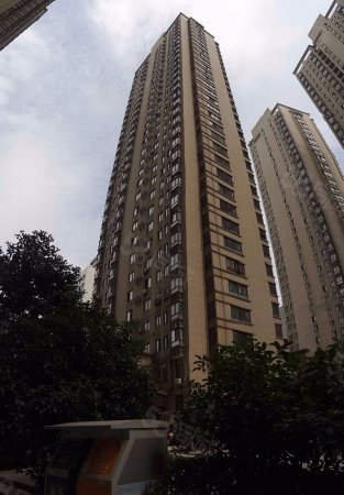 2007绿化率:30%建筑类别:高层合肥蜀山清溪路333号奥林花园雍景苑一室