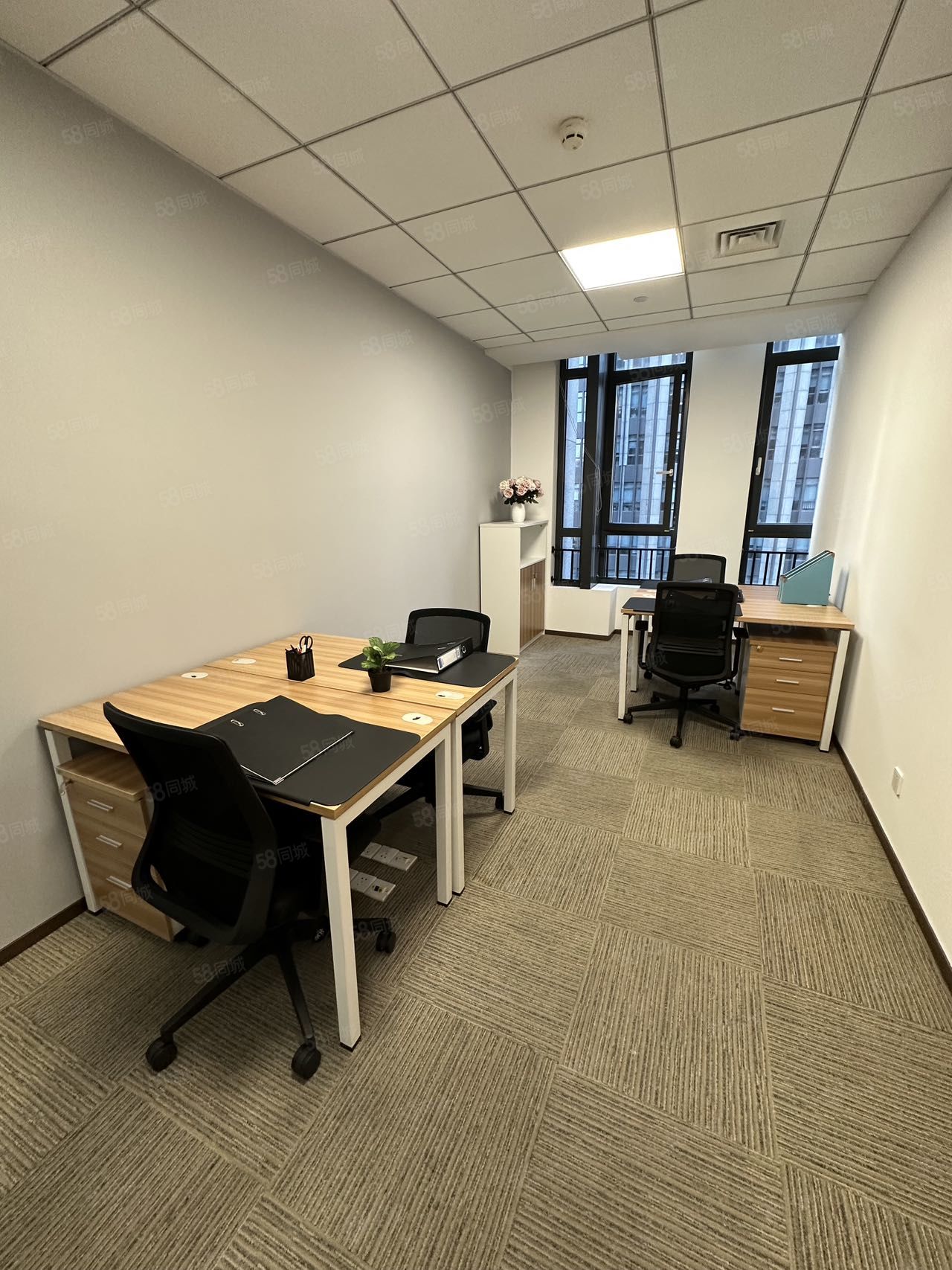 熙照服务式办公室永丰国际广场独立办公室5人间