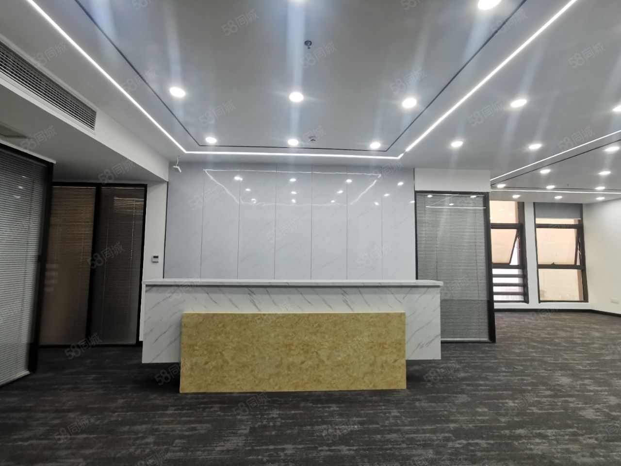 南岸南坪西南经协大厦写字楼177平精装修