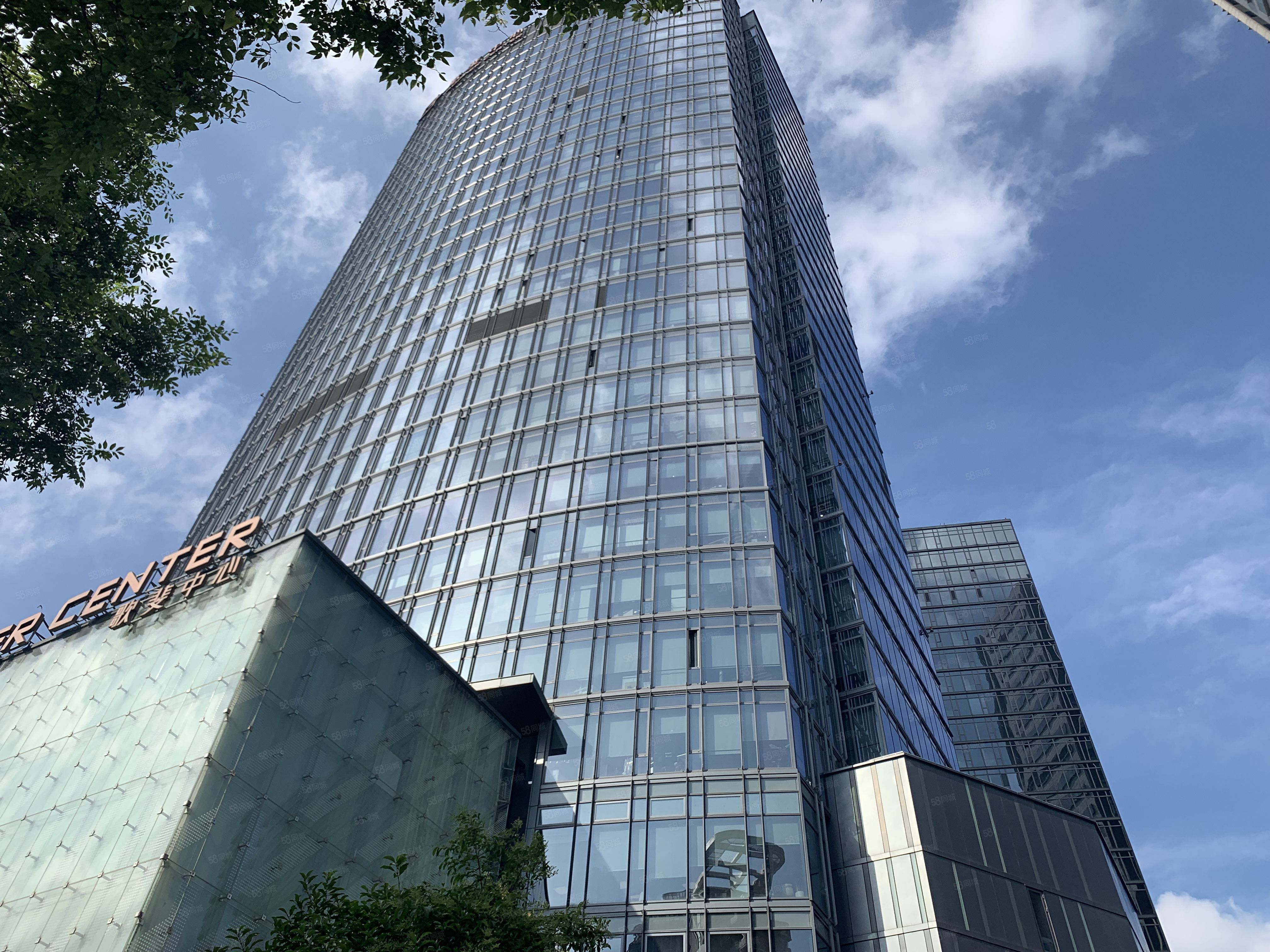 世博滨江板块江景办公室歌斐中心疫情特惠送免租