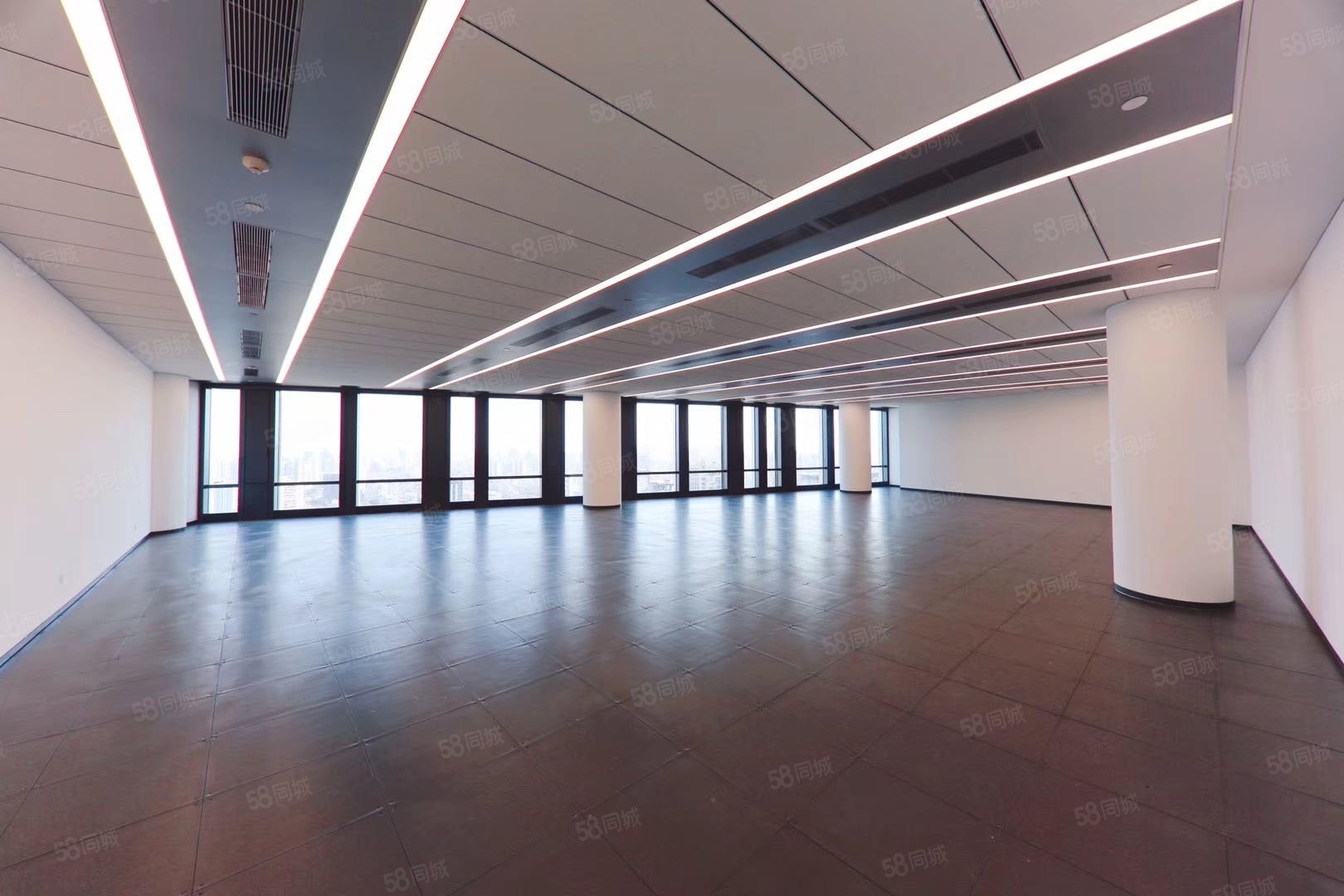 保利绿地广场闰龥㎡