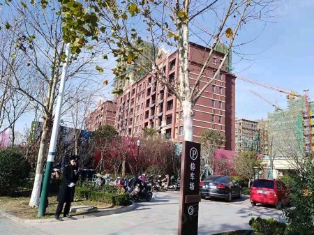 30%建筑类别:高层安丘安丘城区翠微路,近文化路青云紫御澜山