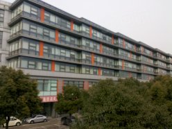 (出租) 天祥大厦真实价格2.4每平方朝南精装修带一隔断采光好