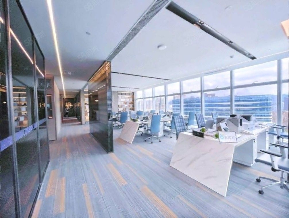 大落地窗三面采光百强企业英皇集团中心国贸拎包入住