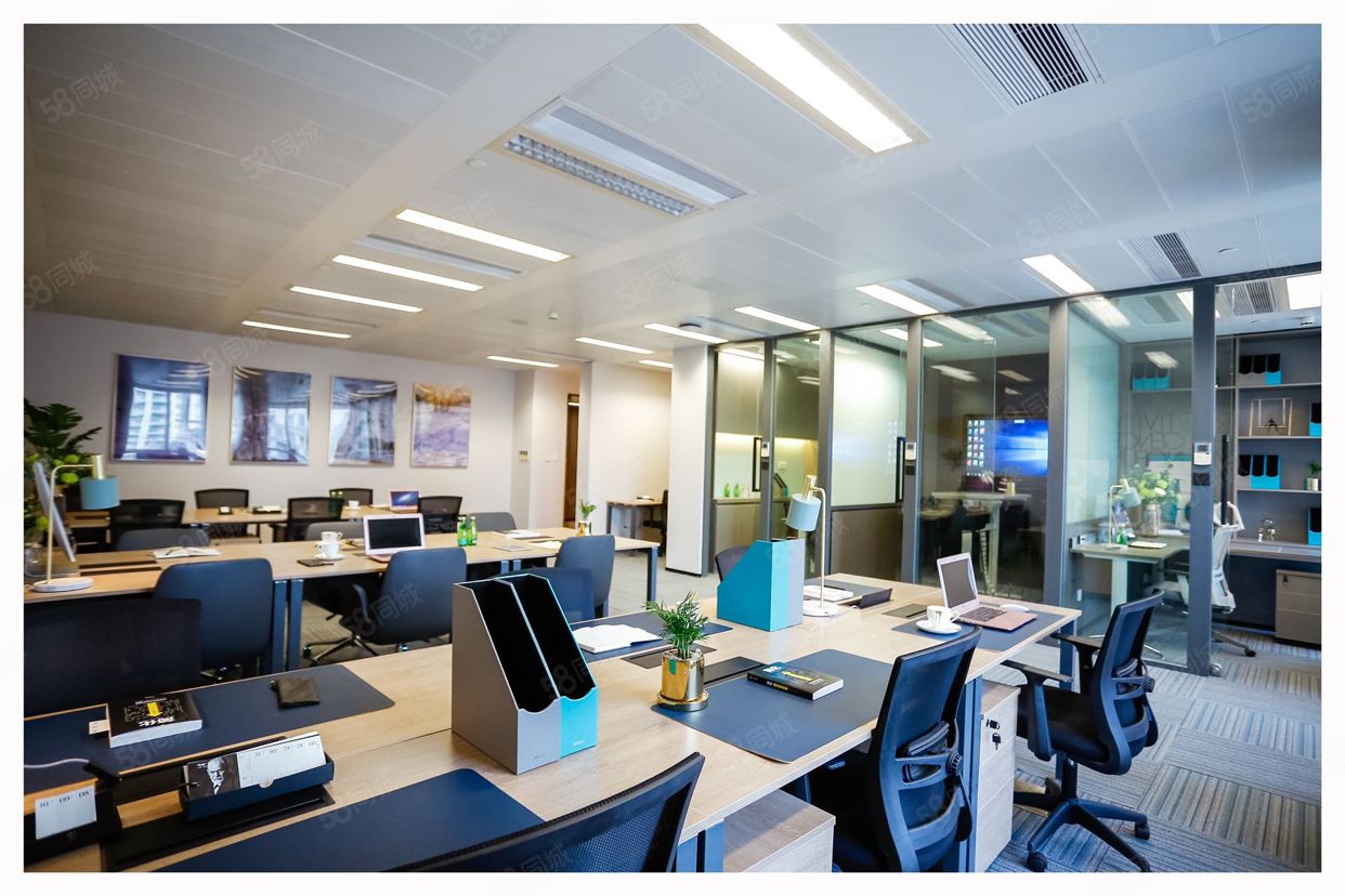 雷格斯港汇恒隆广场办公独立办公室15人间