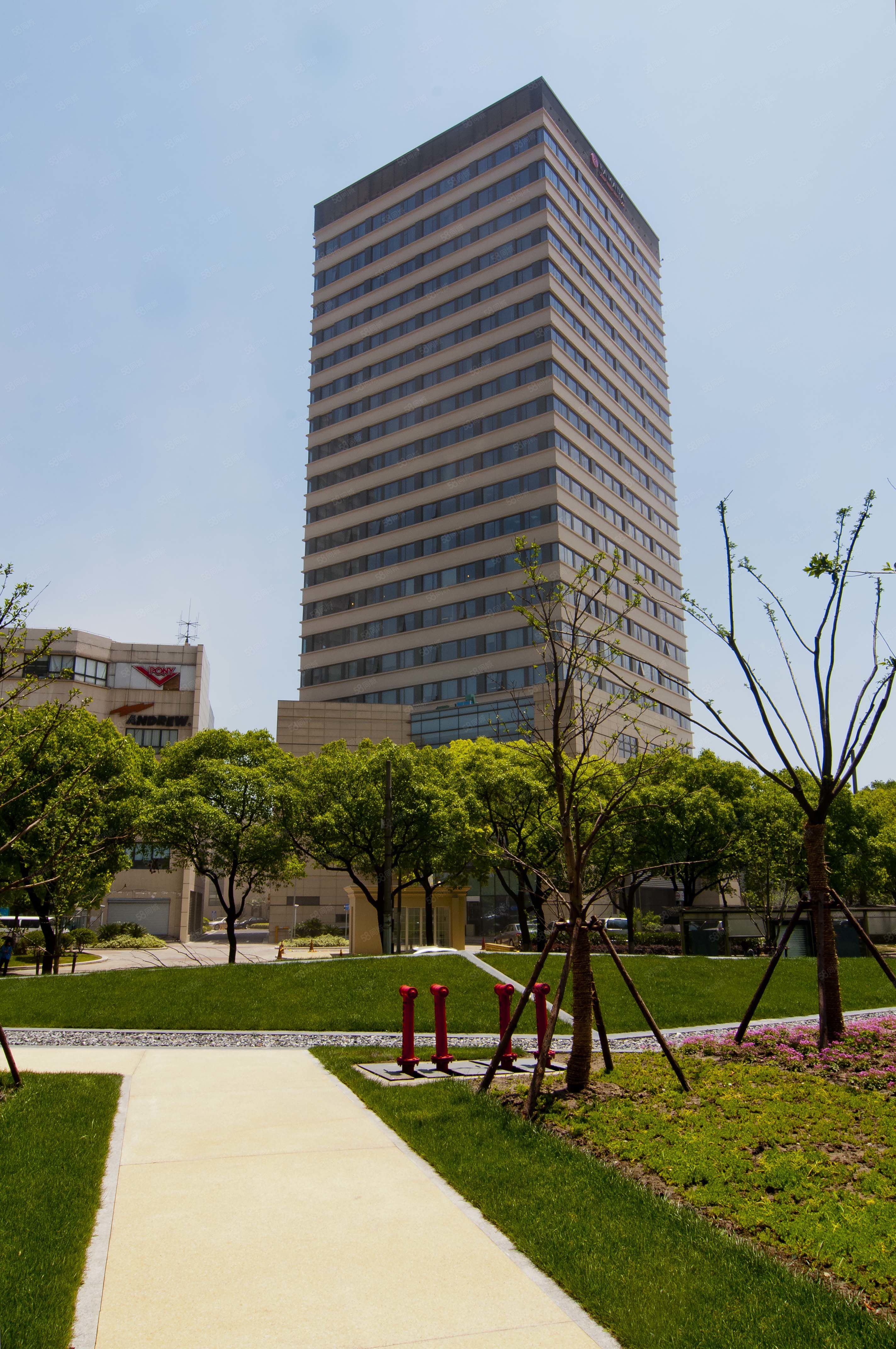 新漕河泾大厦·469㎡写字楼出租信息-上海58联合办公网