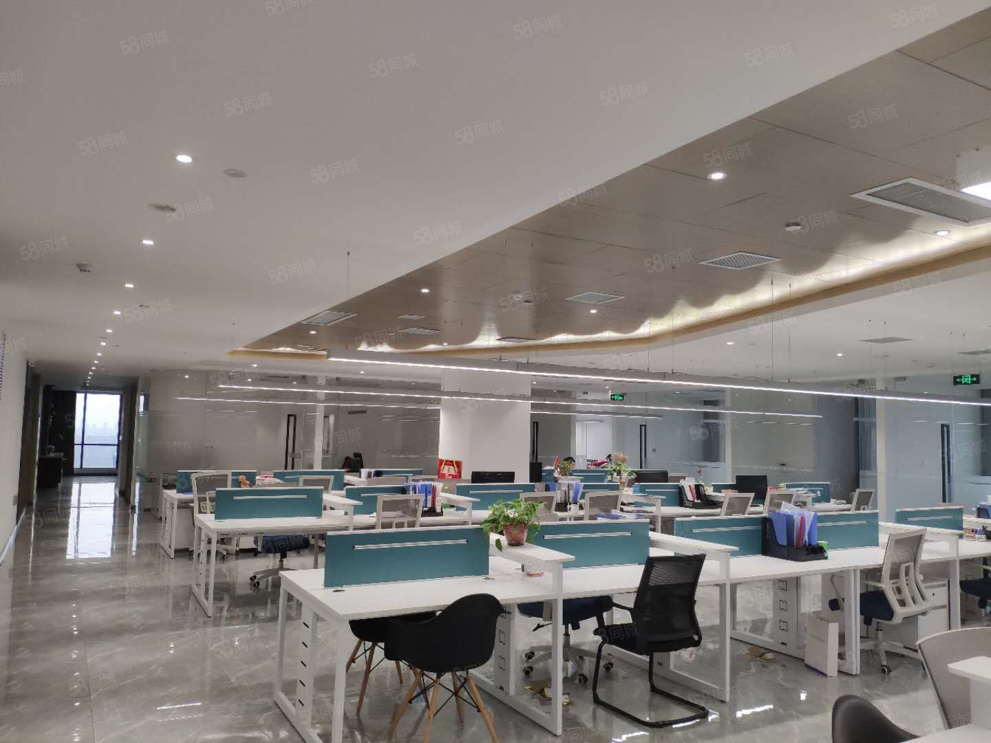 恒天国际大厦平精装带家具出租