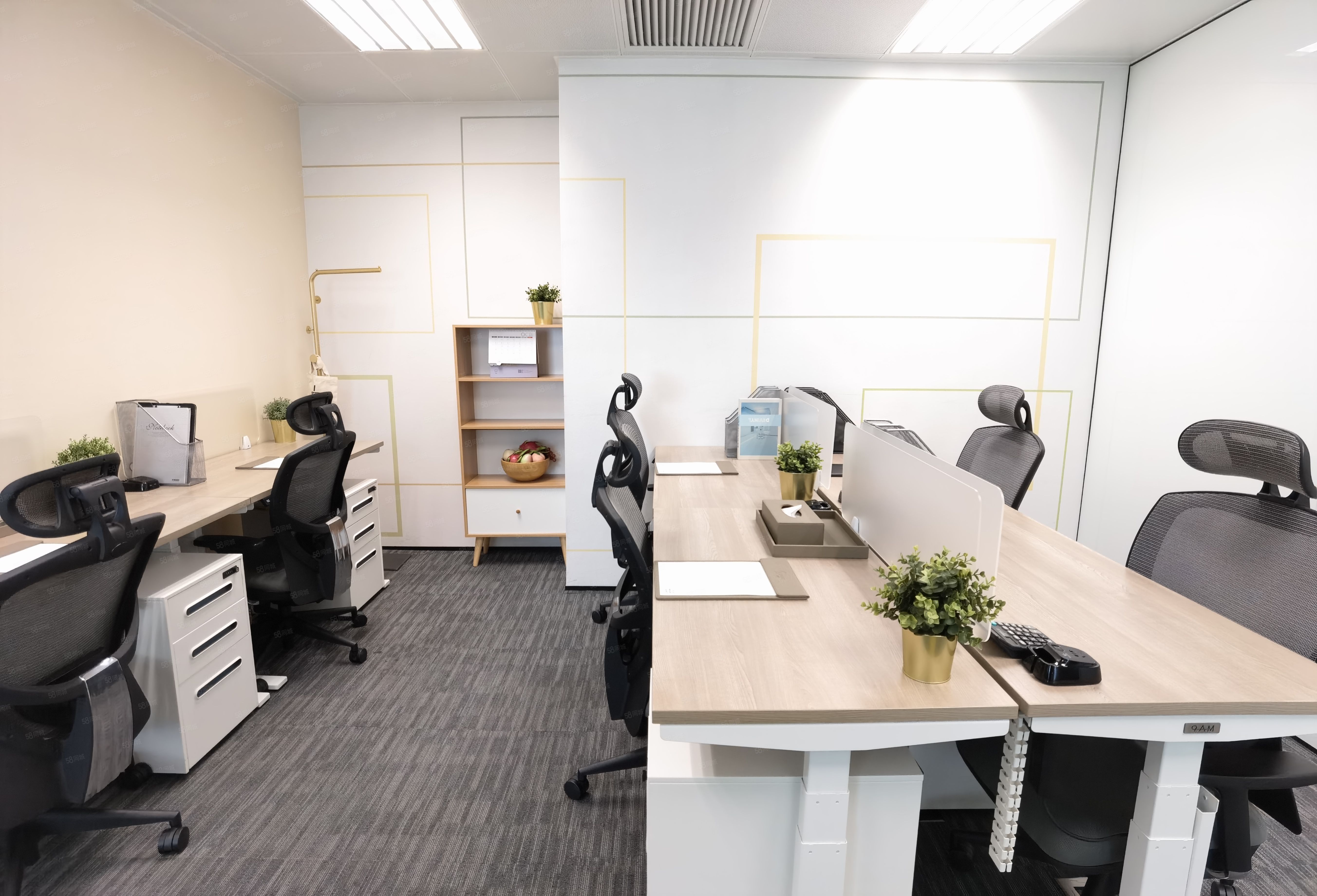 雷格斯港汇恒隆广场办公独立办公室6人间