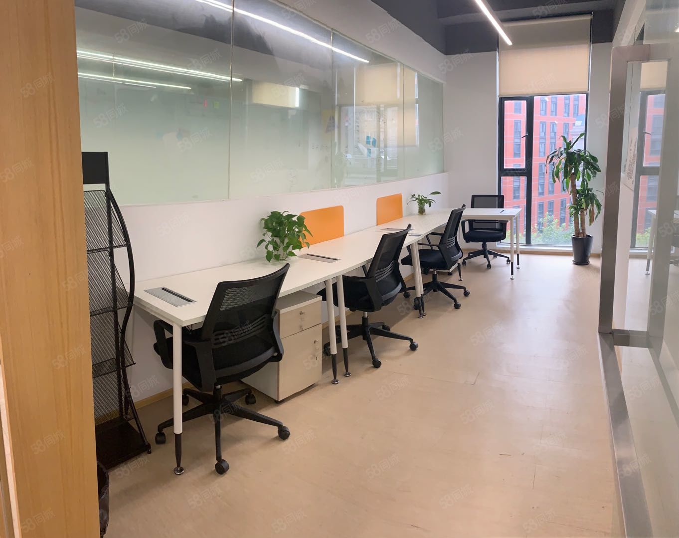 熙照服务式办公室永丰国际广场独立办公室4人间