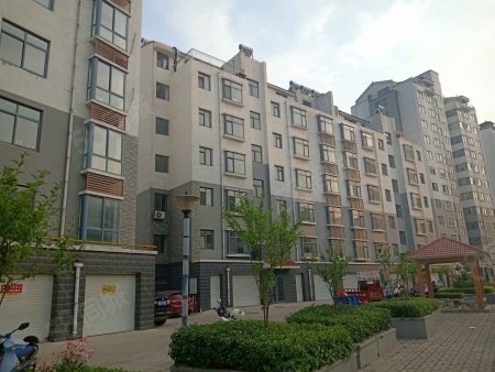          颜山国际吉祥苑