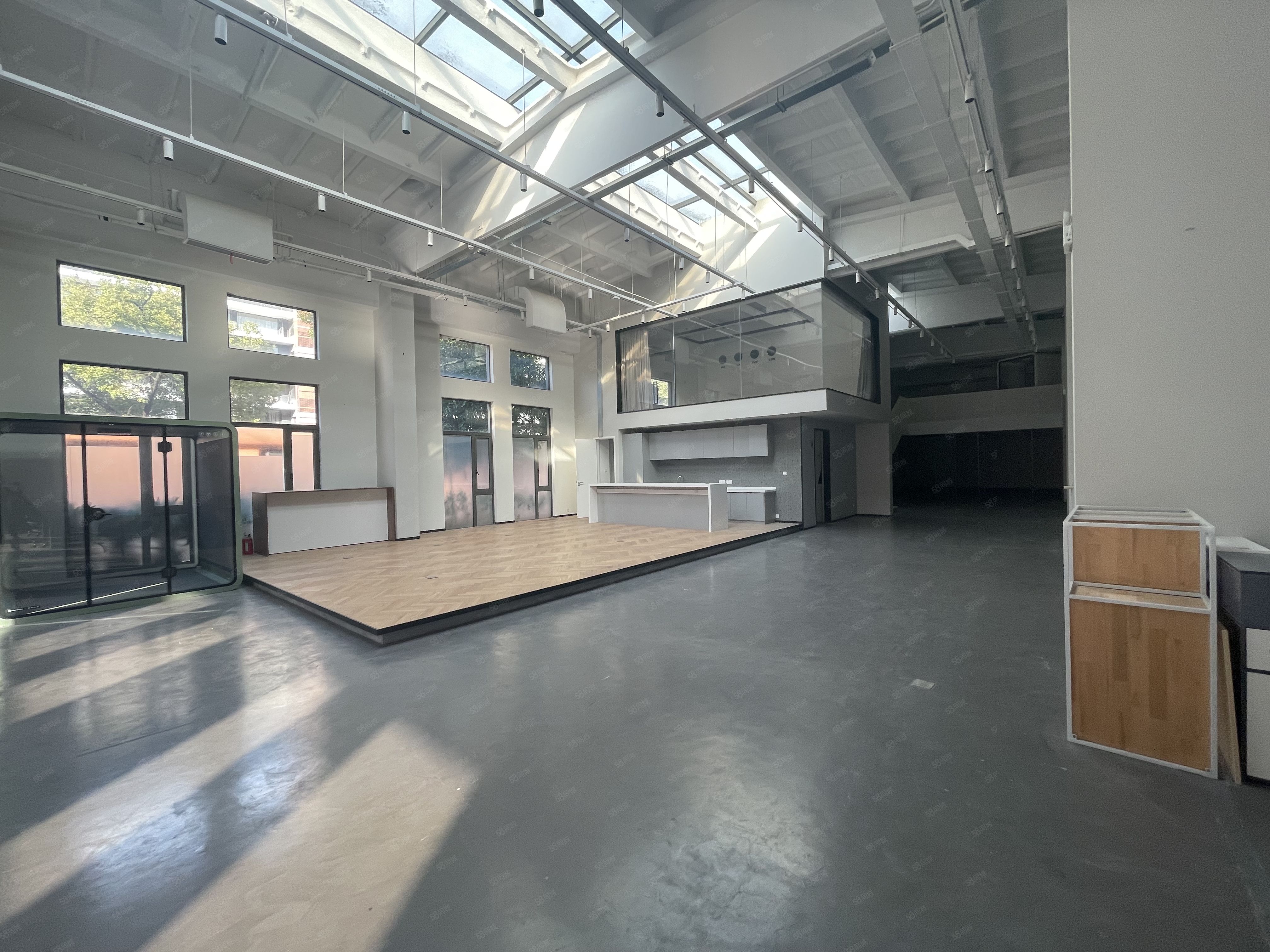 越界田林坊写字楼出租