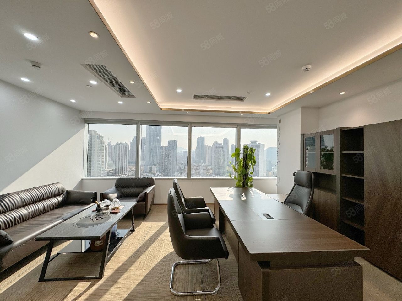 福田上步中信大厦261平精装办公室418部电梯高效通勤