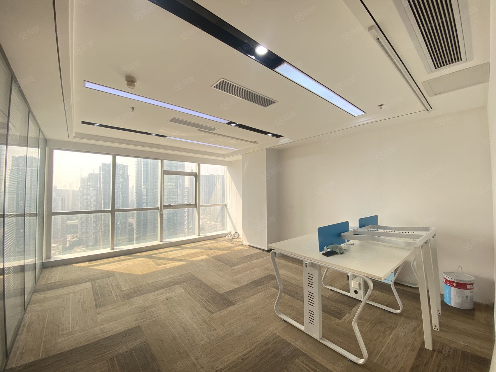 海外联谊大厦21层写字楼出租