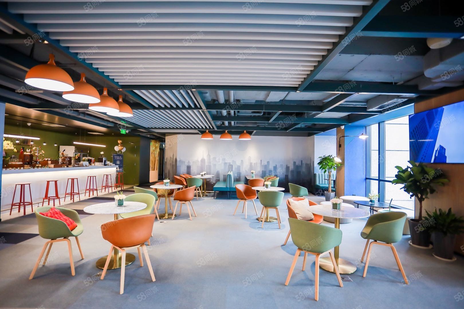 裸心社仙乐斯广场办公独立办公室4人间