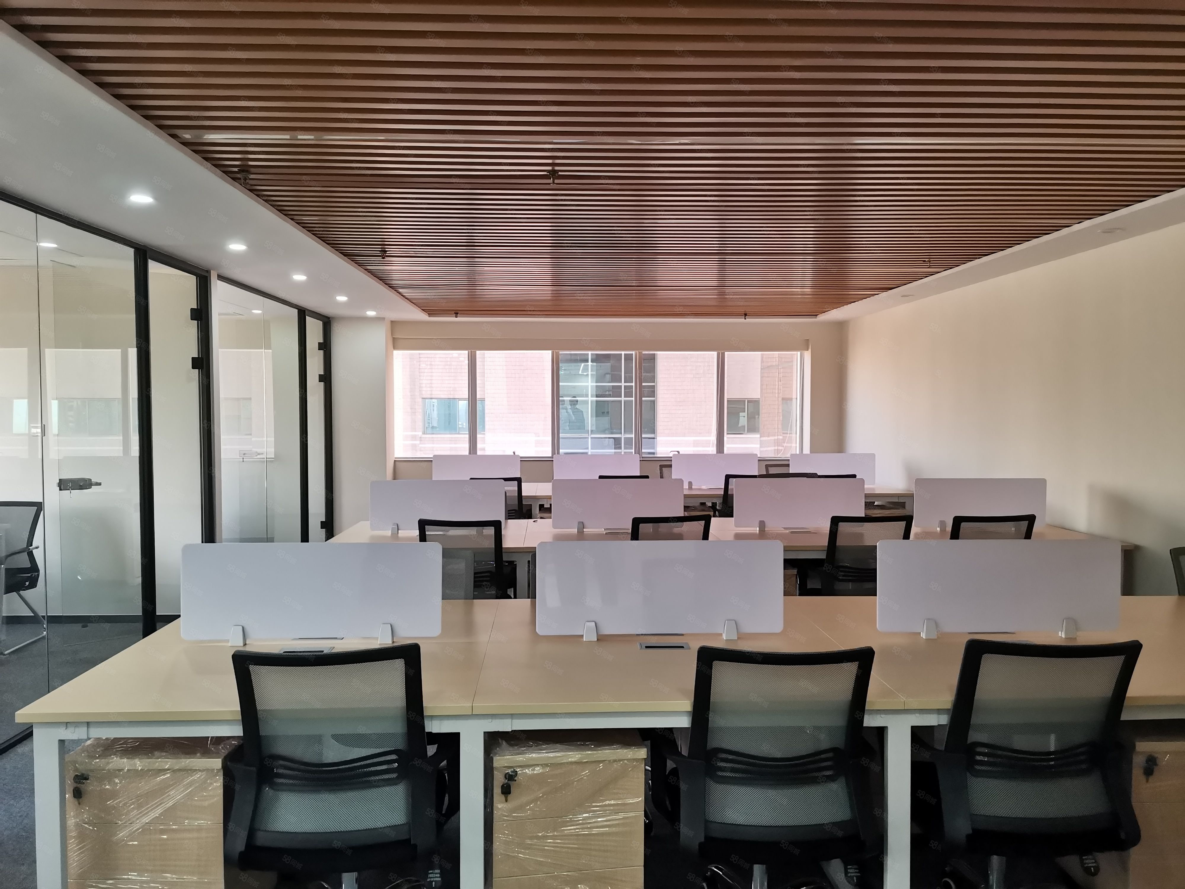 近港陆广场远洋商业港泰广场200平