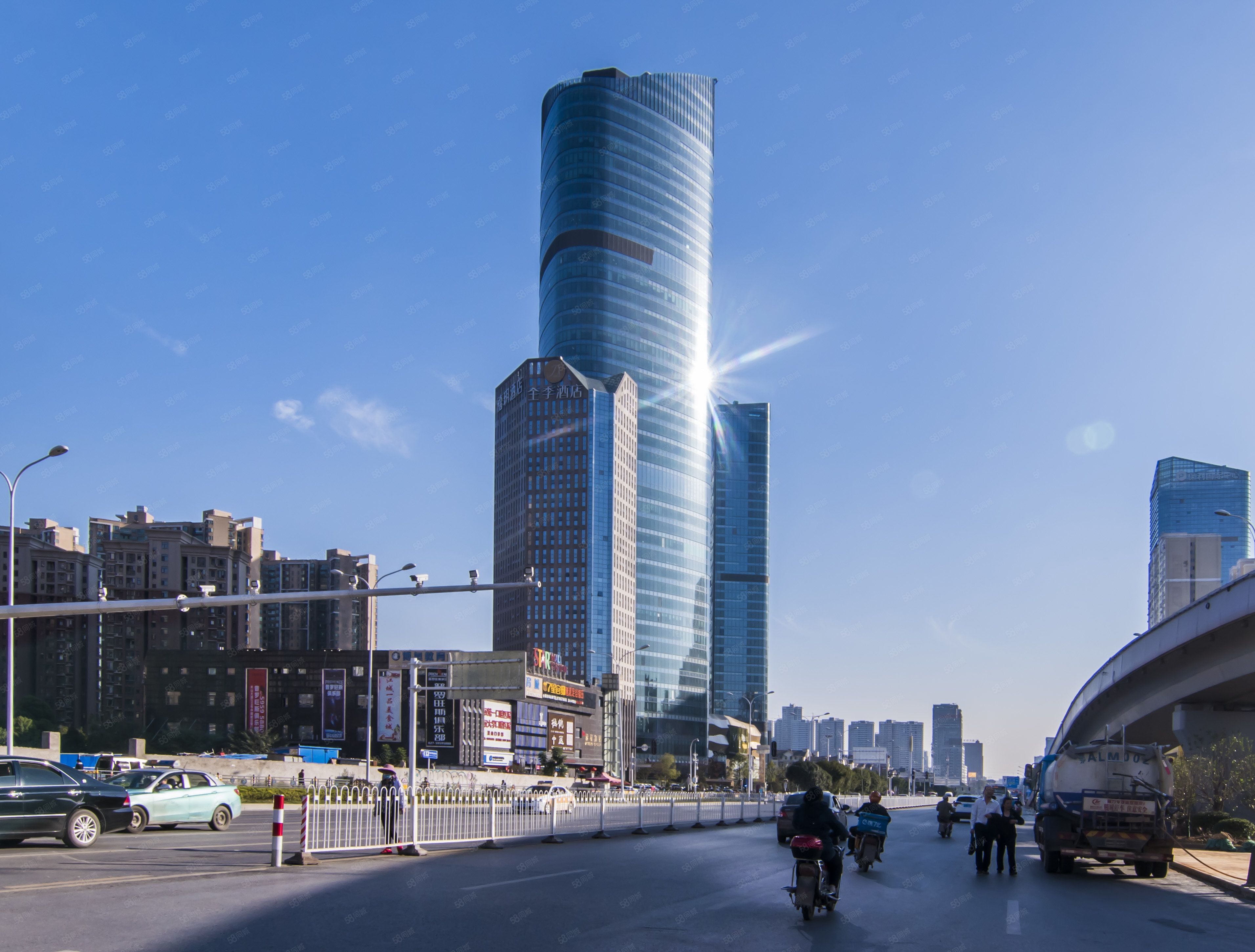 光谷新世界t1写字楼出租/出售信息,光谷新世界t1租金价格,图片,交通