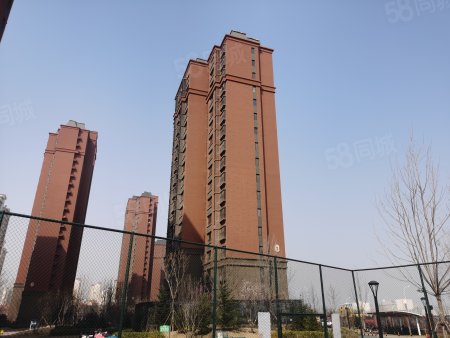 40%建筑类别:高层一室两室三室四室四室以上凤河孔雀城天津武清古旺路